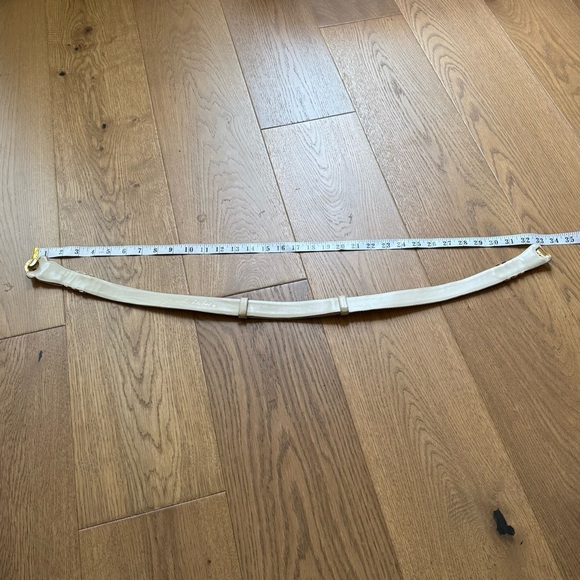 Judith Lieber Vintage 80s Lionshead Adjustable Snakeskin Belt - Cream & Gold - Picture 6 of 13